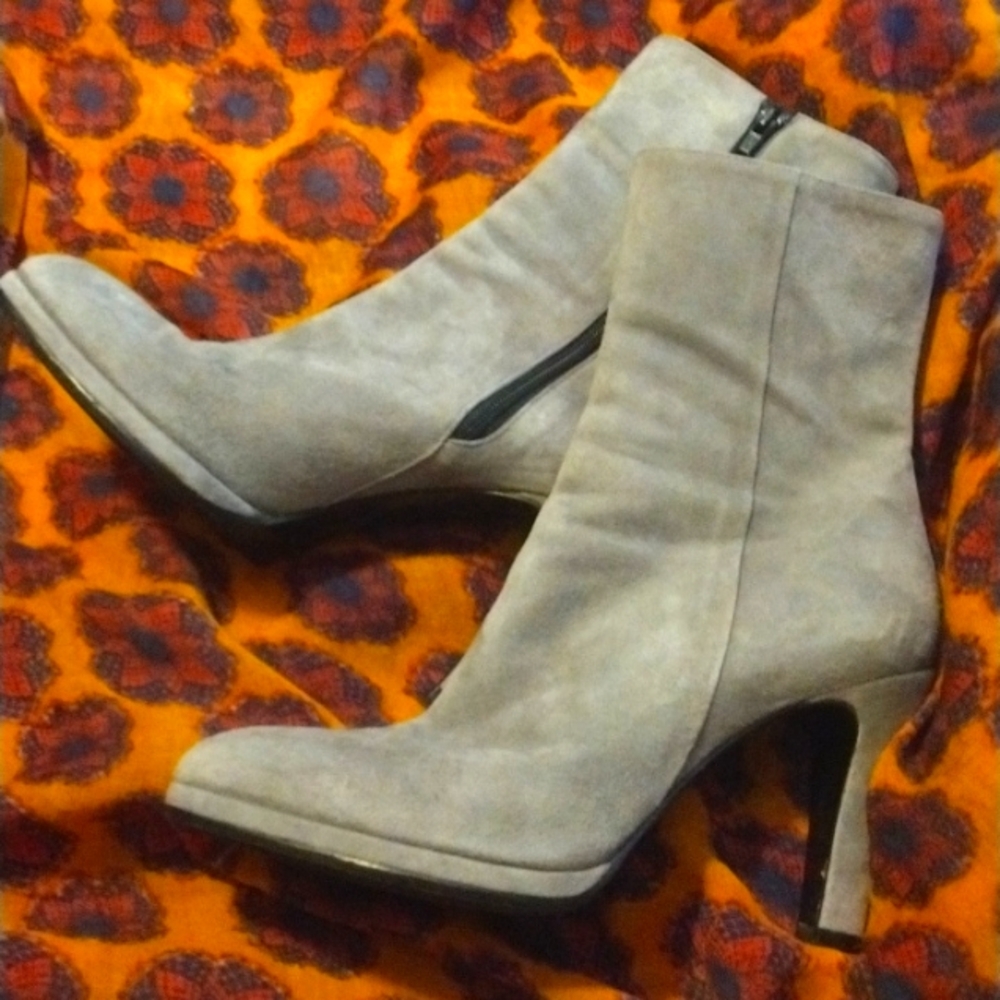 Vintage Gray Suede Designer Boots